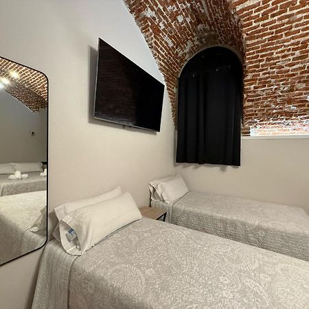 Cc Opera Suites Madrid Luaran gambar