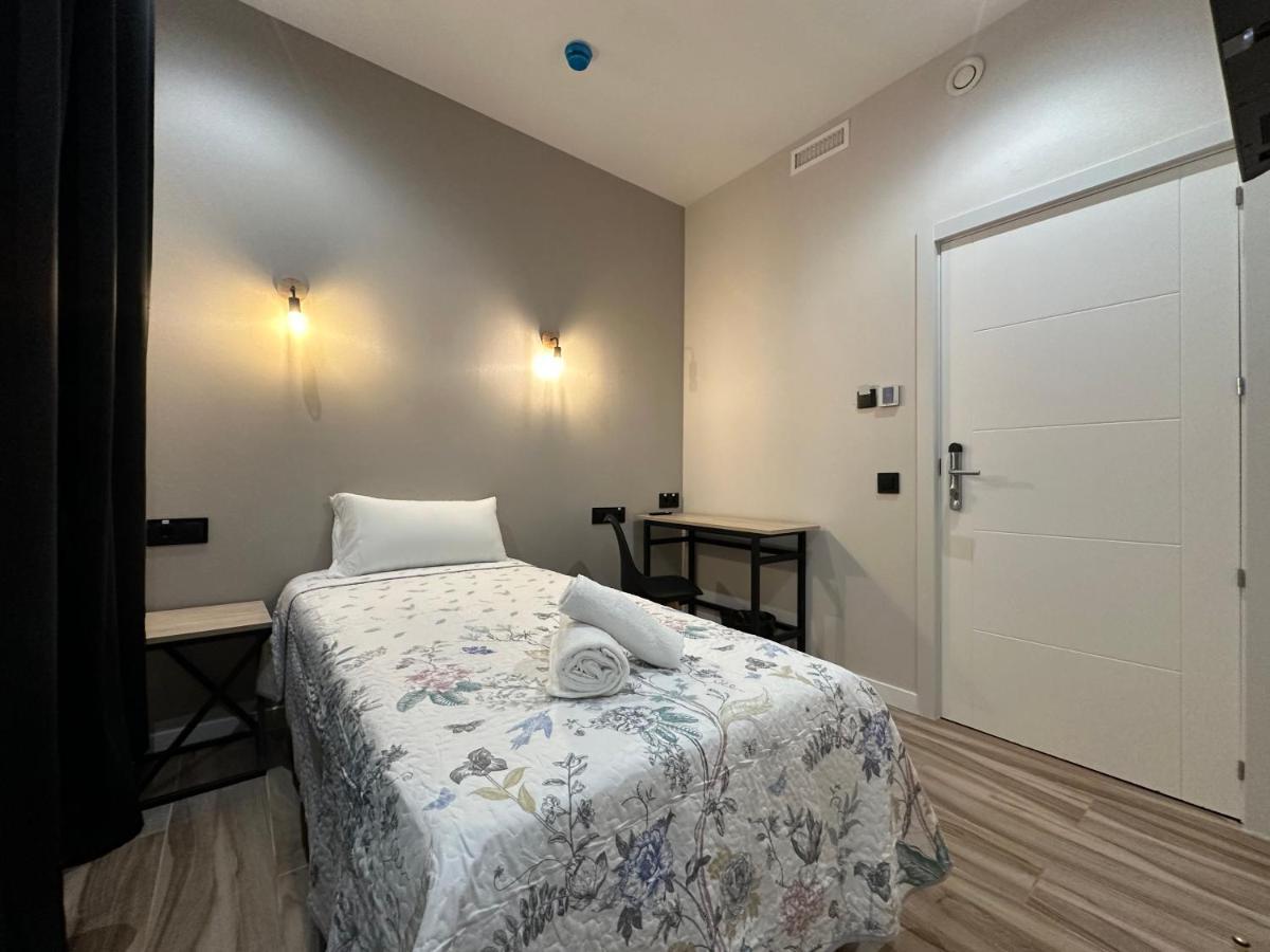 Cc Opera Suites Madrid Luaran gambar