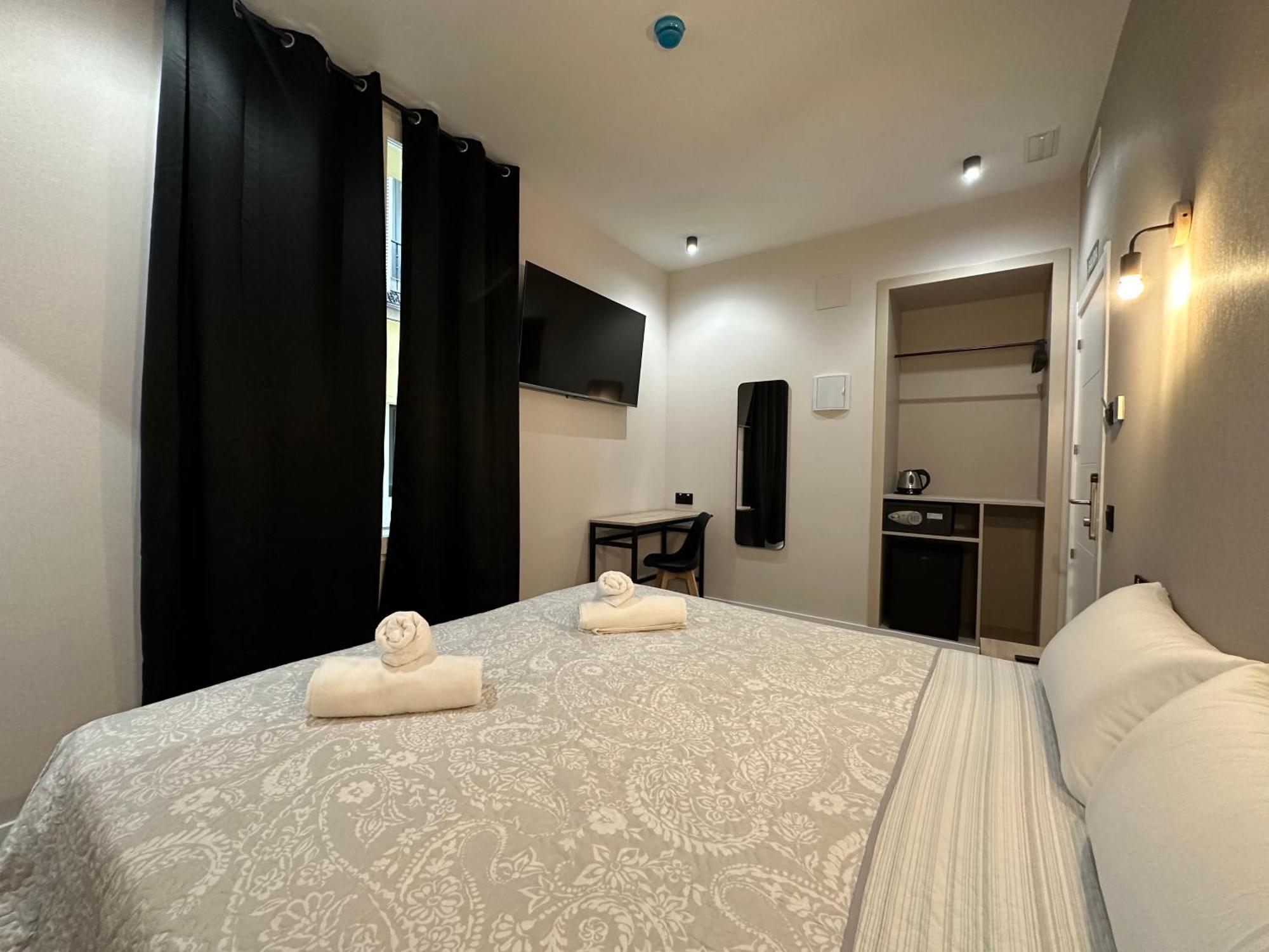 Cc Opera Suites Madrid Luaran gambar