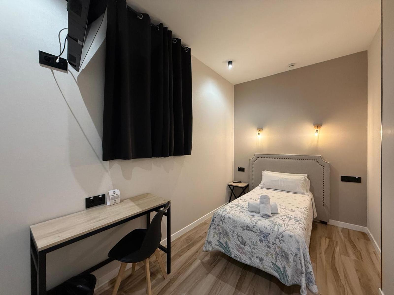 Cc Opera Suites Madrid Luaran gambar
