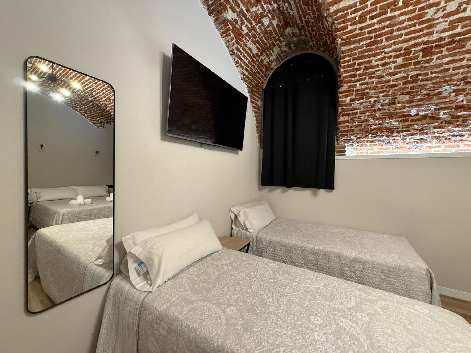 Cc Opera Suites Madrid Luaran gambar