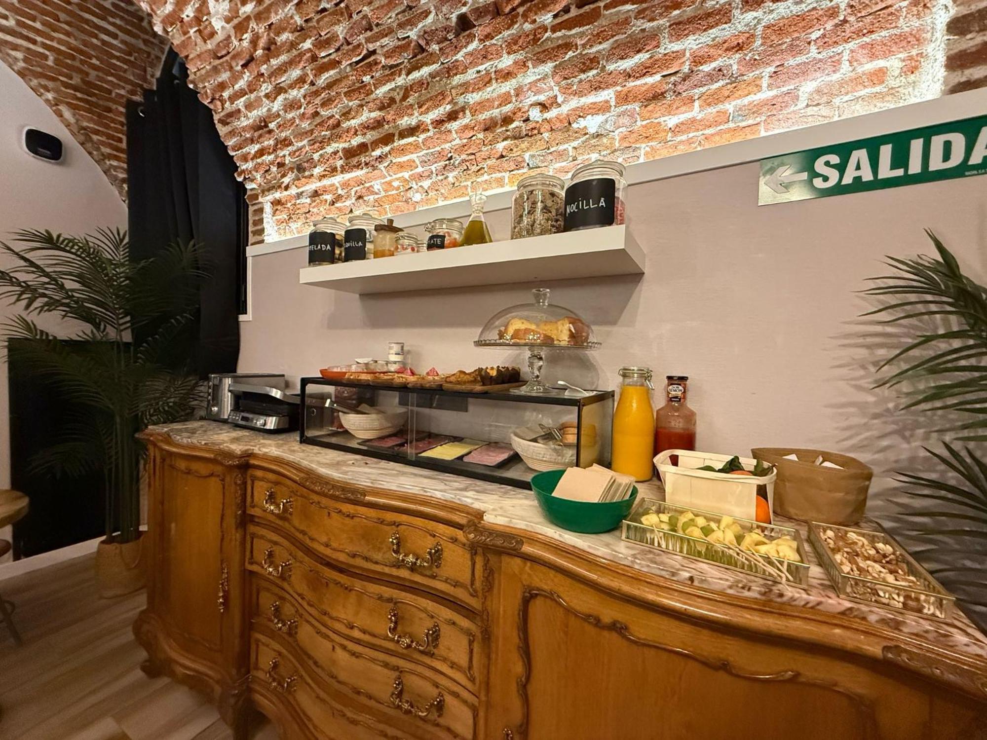 Cc Opera Suites Madrid Luaran gambar
