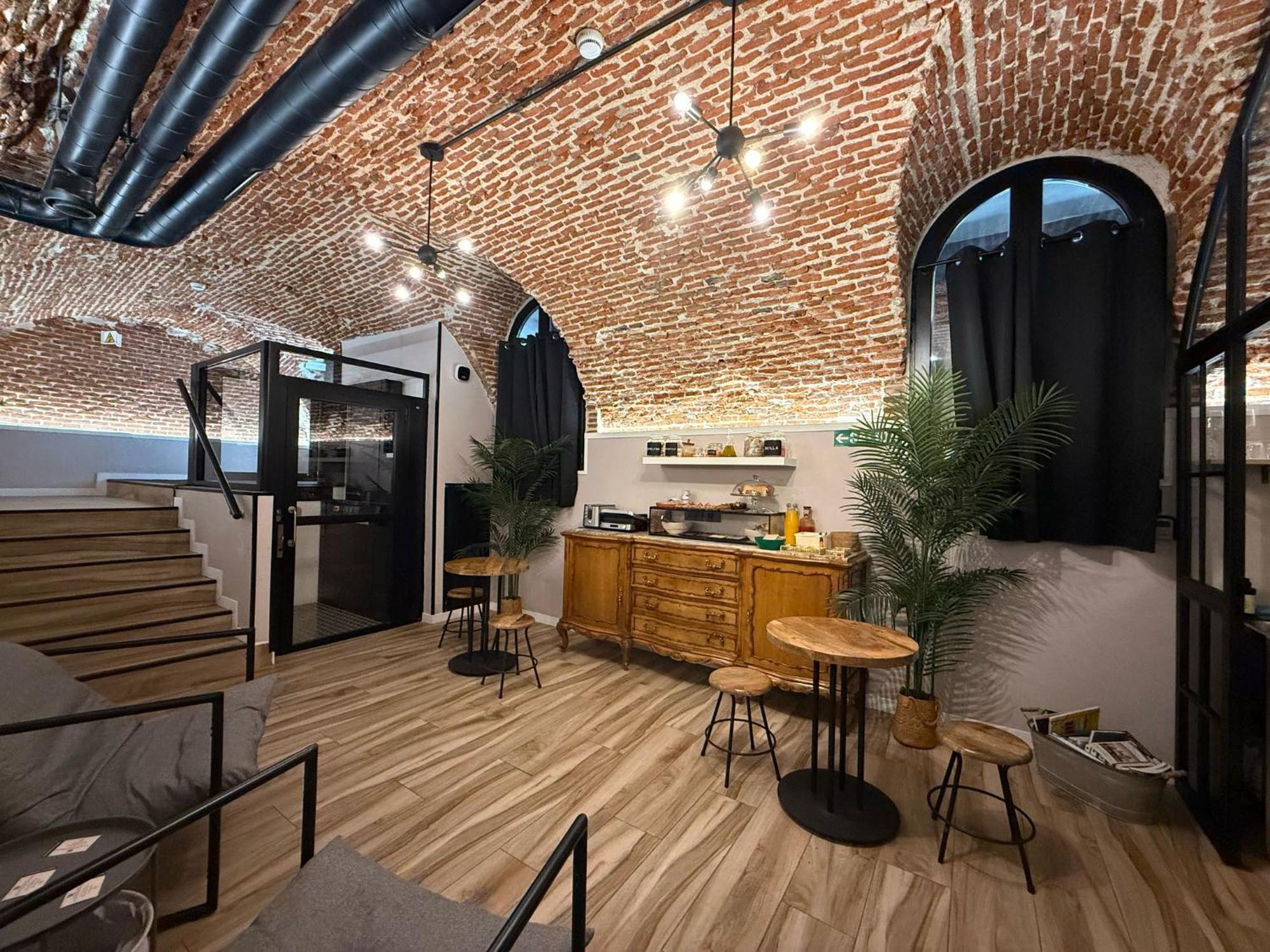Cc Opera Suites Madrid Luaran gambar